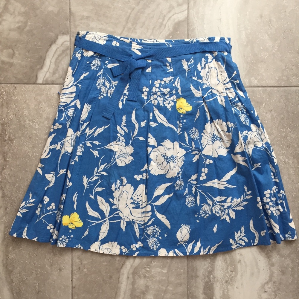 Old Navy floral knee length skirt size 6 - Picture 1 of 8
